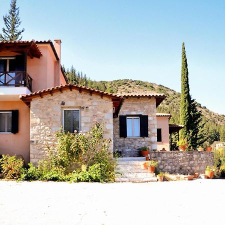 Elegant Stone Mansion In Historic Mystras Apartment ภายนอก รูปภาพ
