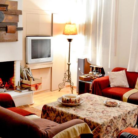 Elegant Stone Mansion In Historic Mystras Apartment ภายนอก รูปภาพ